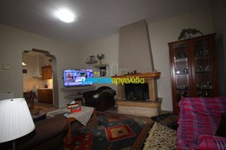 Συγκρότημα διαμερισμάτων 308 τ.μ. για πώληση, Αργολίδα, Άργος-thumb-5