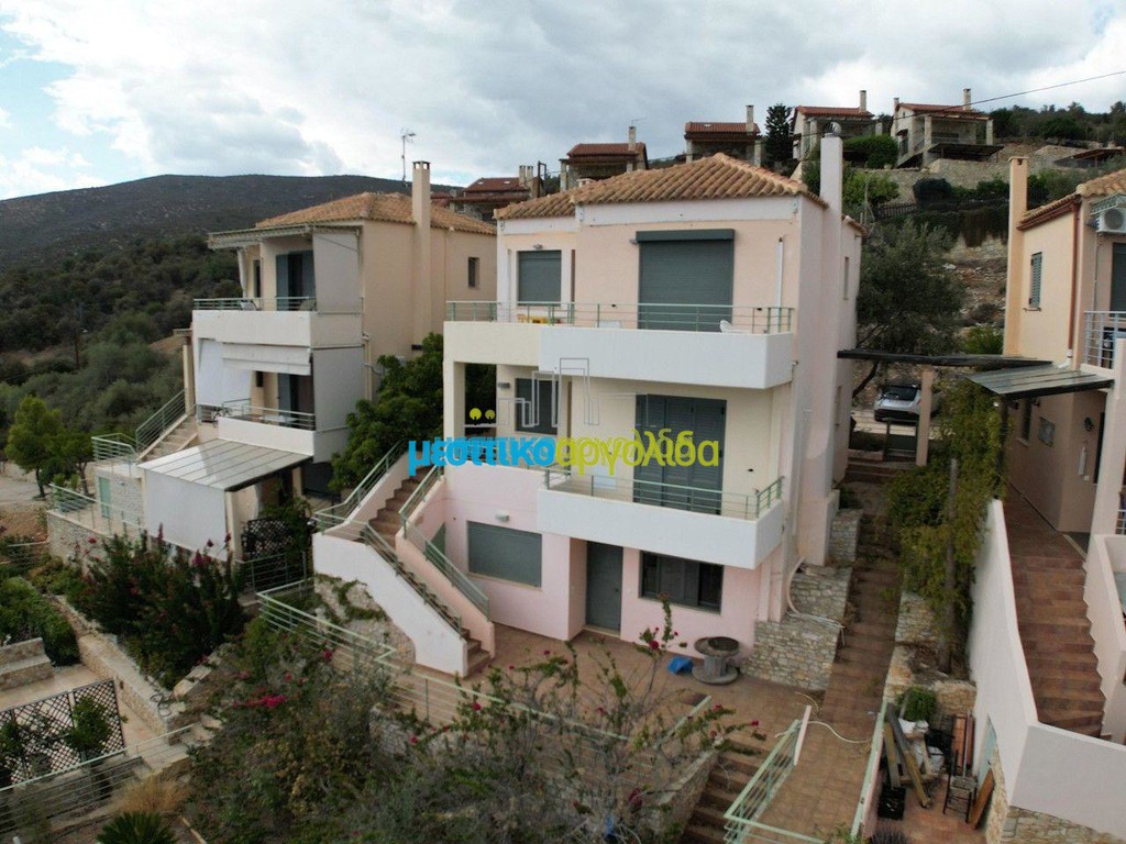 Μεζονέτα 105 τ.μ. προς πώληση, Βόρεια Κυνουρία