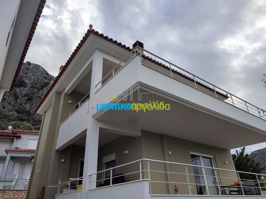 Μεζονέτα 210 τ.μ. προς πώληση, Αγία Παρασκευή Ασίνης