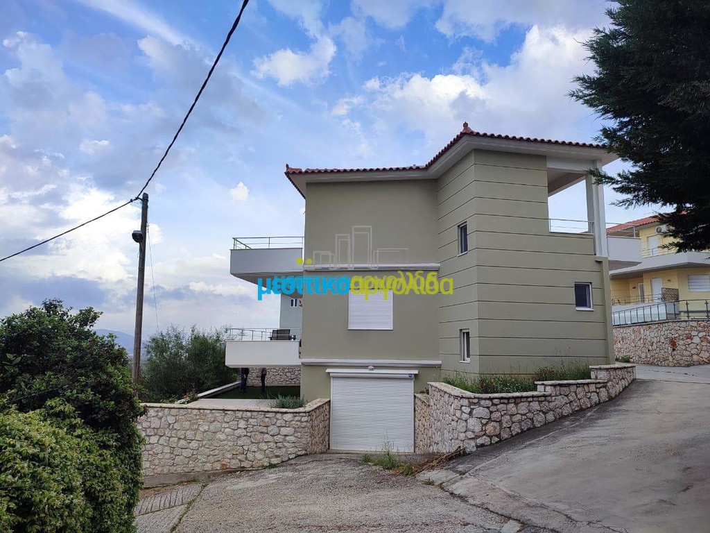 Μεζονέτα 210 τ.μ. προς πώληση, Αγία Παρασκευή Ασίνης