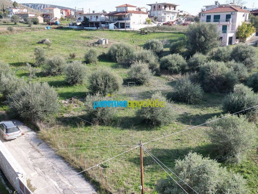 Οικόπεδο 1.226 τ.μ. προς πώληση, Λευκάκια