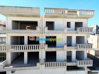 Συγκρότημα διαμερισμάτων 270 τ.μ. για πώληση, Αργολίδα, Άργος-thumb-9