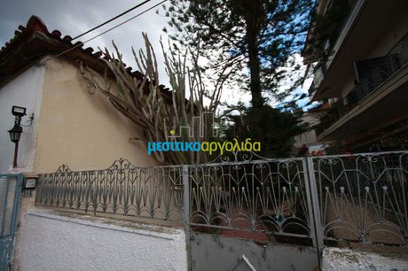 Land plot 400 sqm for sale