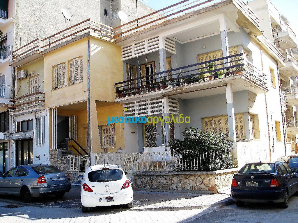 Συγκρότημα διαμερισμάτων 320 τ.μ. προς πώληση, Άργος