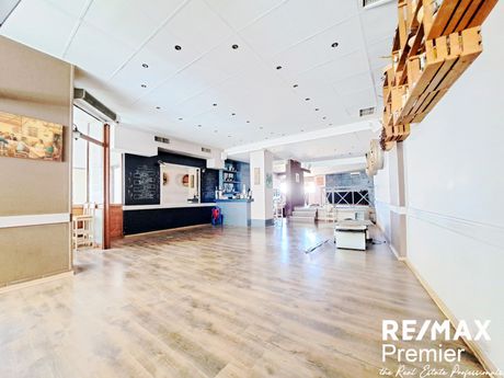 Business 270sqm for sale-Ioannina » Center