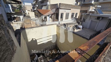 Business bulding 110sqm for sale-Palaia Kokkinia