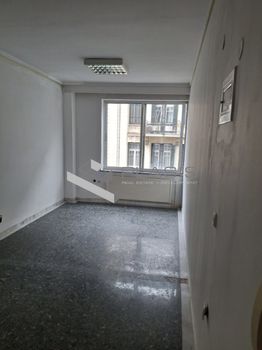 Office 60sqm for rent-Ladadika