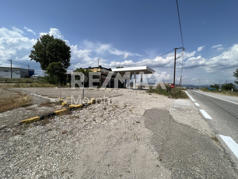 Κατάστημα 96 τ.μ. προς ενοικίαση, Υφαντές