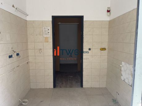 Store 18sqm for sale-Agios Stefanos