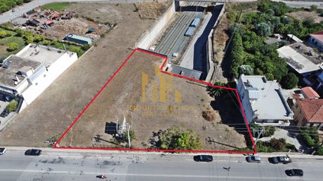 Land plot 700sqm for sale-Aigio » Kouloura