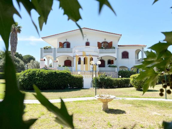 Βίλλα 320 τ.μ. για πώληση, Αχαΐα, Ερίνεο