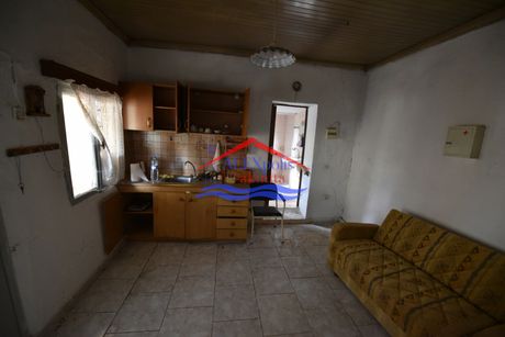 Detached home 70sqm for sale-Feres » Center