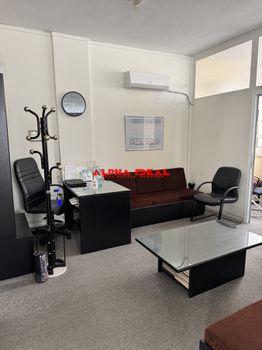 Office 107sqm for rent-Keratsini