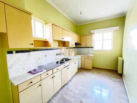 Apartment 72sqm for sale-Aigio » Kouloura