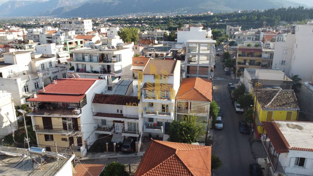 Κτίριο 210 τ.μ. πρός πώληση, Αχαΐα, Αίγιο