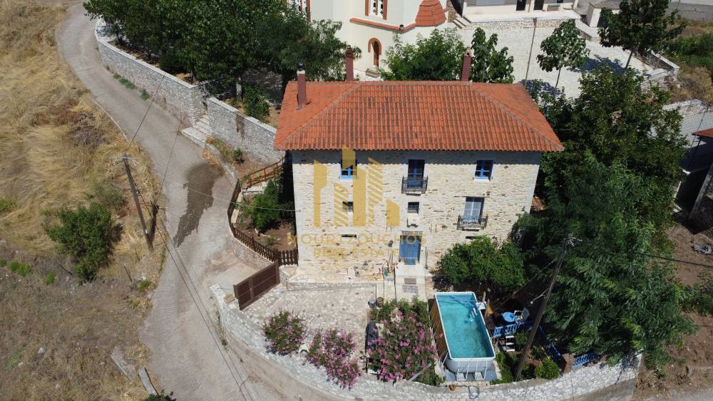 Μονοκατοικία 220 τ.μ. προς πώληση, Βερίνο