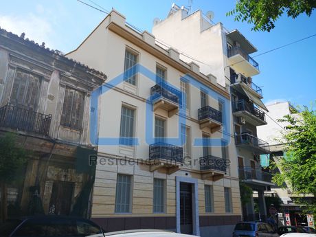 Συγκρότημα διαμερισμάτων 622 τ.μ. για πώληση