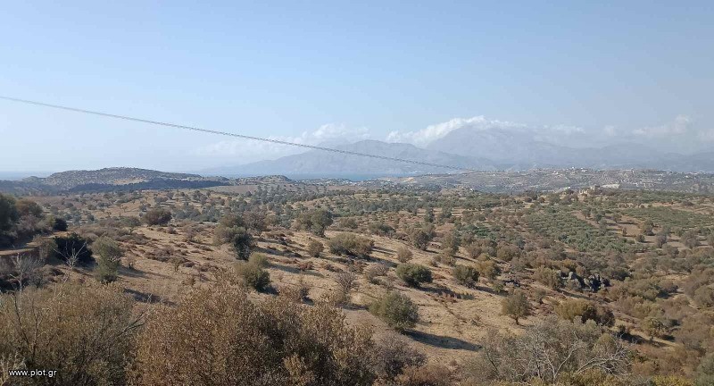 Οικόπεδο 3.400 τ.μ. πρός πώληση, Ν. Ηρακλείου, Μοίρες