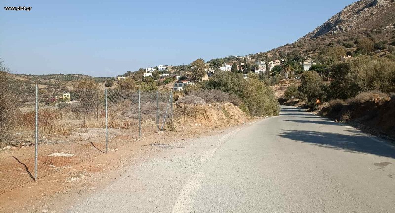 Οικόπεδο 3.400 τ.μ. πρός πώληση, Ν. Ηρακλείου, Μοίρες