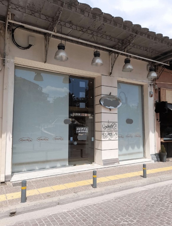 Κατάστημα 285 τ.μ. πρός ενοικίαση, Βοιωτία, Λιβαδειά