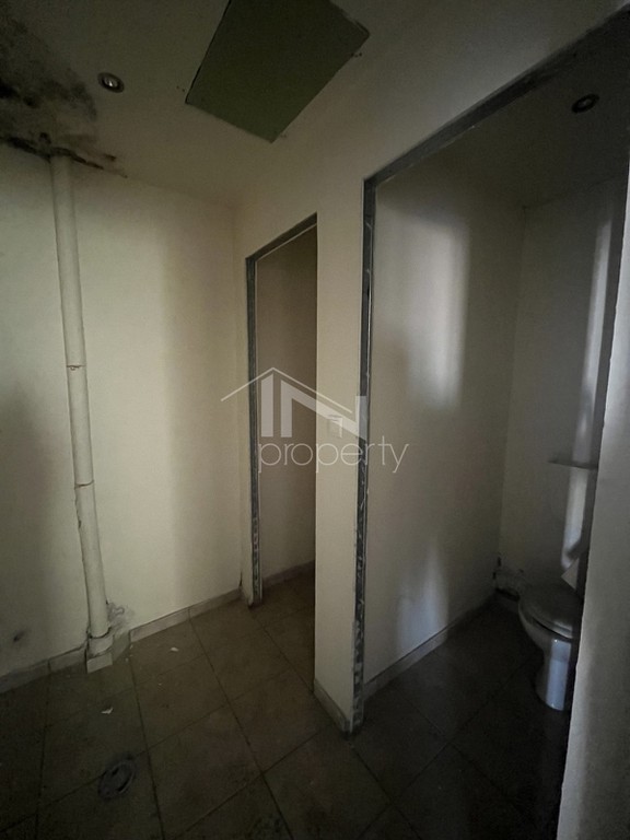 Επιχειρηματικό κτίριο 921 τ.μ. προς πώληση, Γαλάτσι