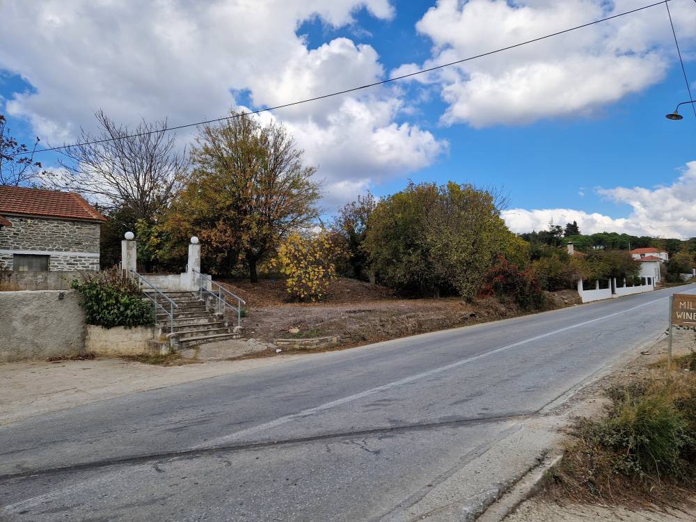Κατάστημα 126 τ.μ. πρός πώληση, Μαγνησία, Αργαλαστή