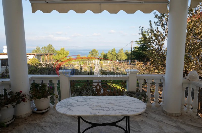 Βίλλα 288 τ.μ. πρός πώληση, Χαλκιδική, Μουδανιά
