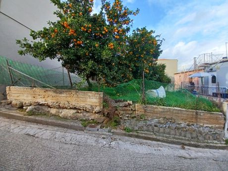 Land plot 235 sqm for sale
