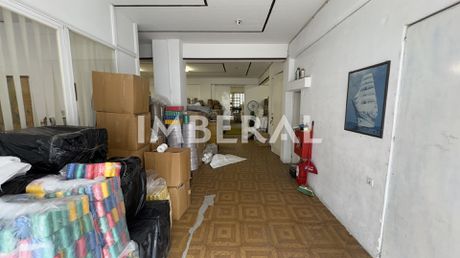 Επιχειρηματικό κτίριο 485τ.μ. για πώληση-Παλαιά κοκκινιά