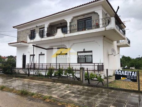 Apartment complex 250sqm for sale-Tichero » Provatonas