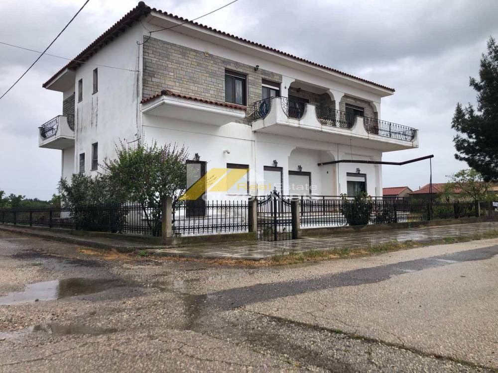 Συγκρότημα διαμερισμάτων 250 τ.μ. προς πώληση, Προβατώνας