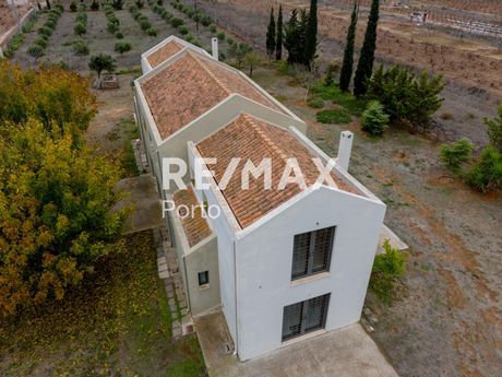 Μονοκατοικία 234 τ.μ. πρός πώληση