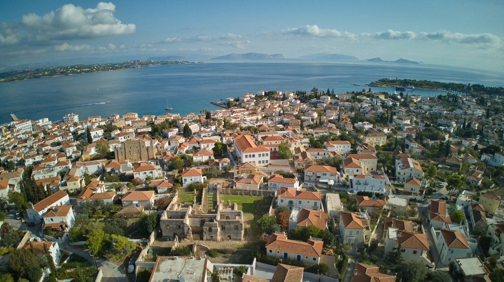 Οικόπεδο 130 τ.μ. προς πώληση, Κέντρο Σπετσών
