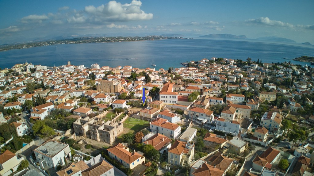 Οικόπεδο 130 τ.μ. προς πώληση, Κέντρο Σπετσών