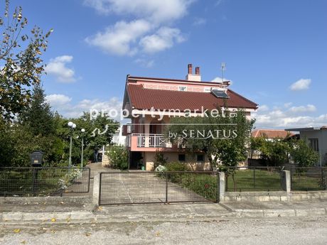 Villa 232sqm for sale-Chrisoupoli » Center