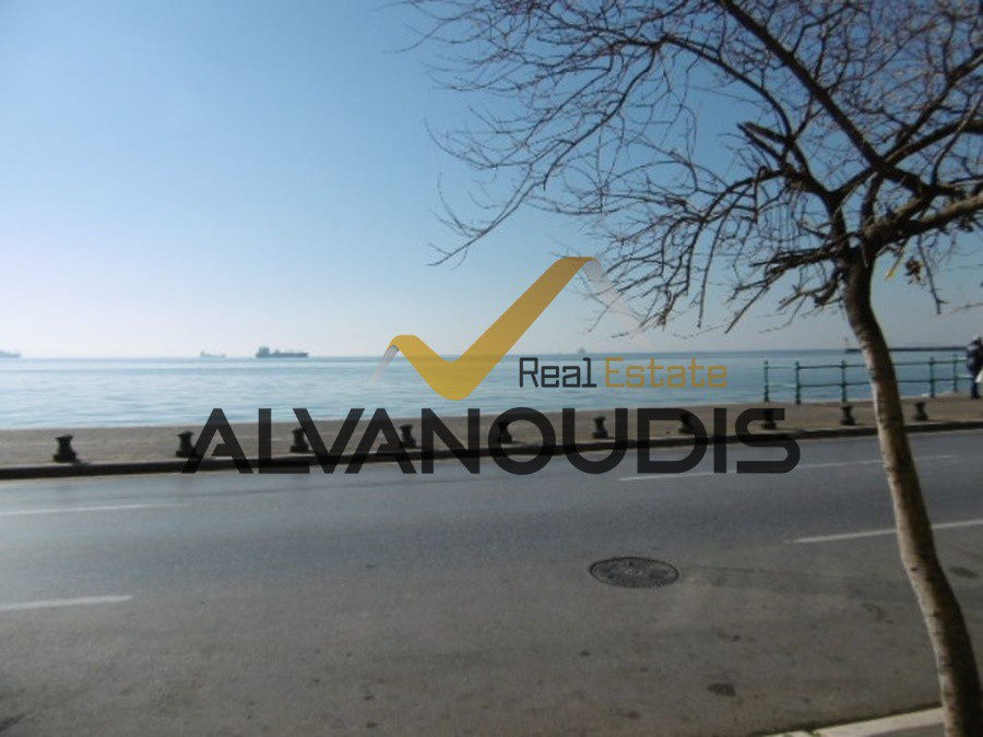 Κατάστημα 473 τ.μ. πρός ενοικίαση, Θεσσαλονίκη - Κέντρο, Κέντρο