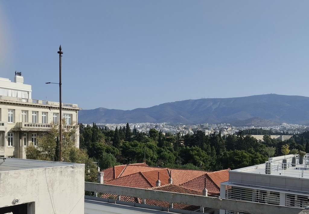 Ξενοδοχείο 840 τ.μ. προς πώληση, Πλάκα Αθήνας