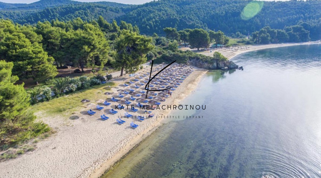 Ξενοδοχείο 8.500 τ.μ. πρός πώληση, Χαλκιδική, Σιθωνία
