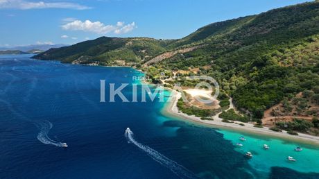Land plot 23.620sqm for sale-Meganisi » Vathi