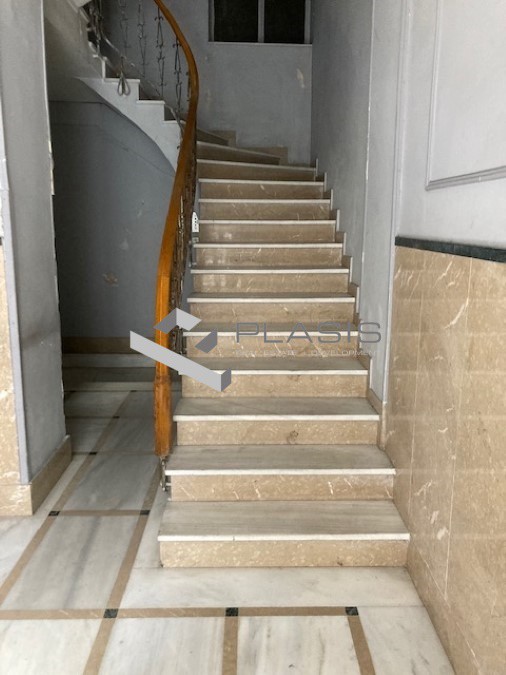 Επιχειρηματικό κτίριο 1.000 τ.μ. πρός πώληση, Αθήνα - Κέντρο, Εξάρχεια - Νεάπολη