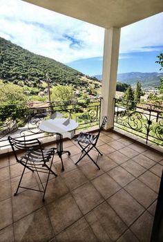 Hotel 495sqm for sale-Kalavrita