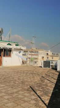 Επιχειρηματικό κτίριο 1.300 τ.μ. προς πώληση