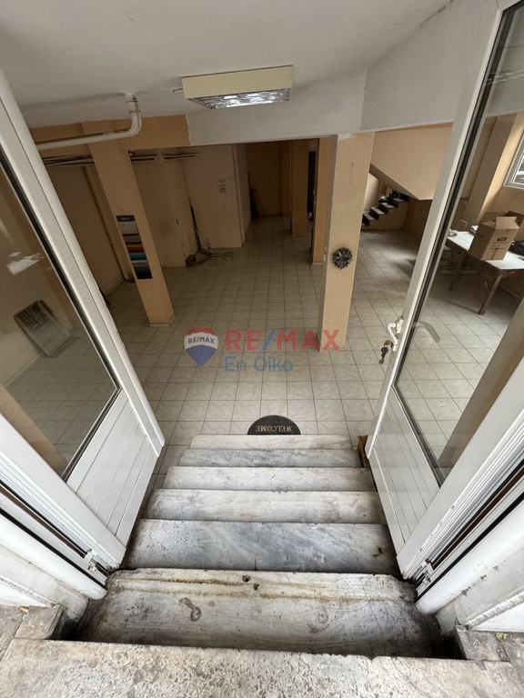 Κατάστημα 113 τ.μ. πρός ενοικίαση, Αθήνα - Νότια Προάστια, Καλλιθέα