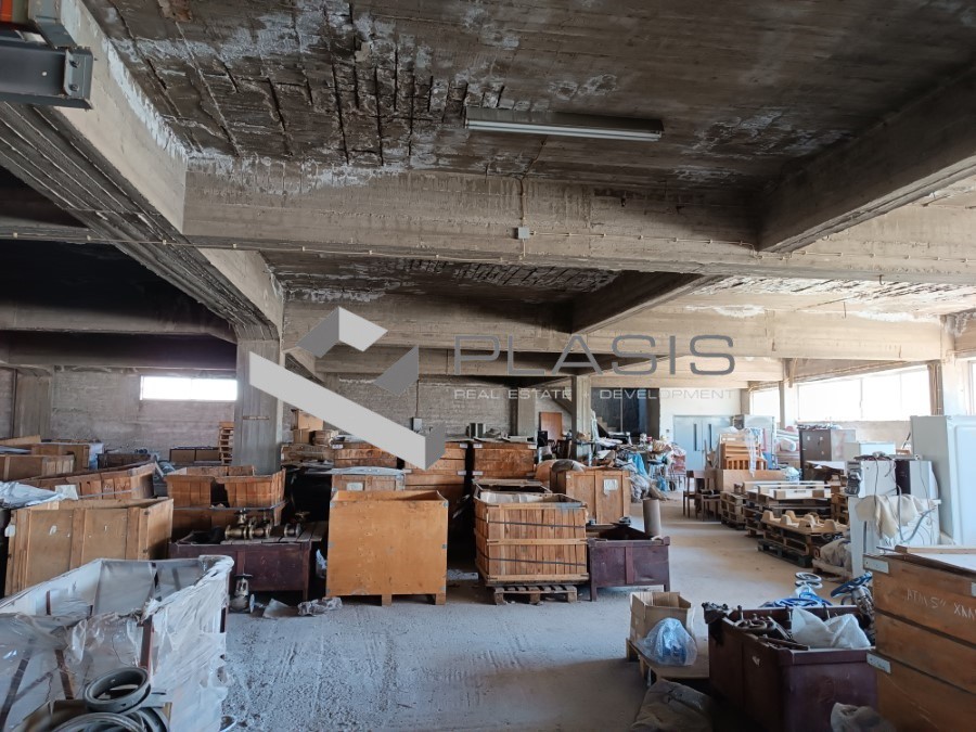 Αποθήκη 2.750 τ.μ. πρός πώληση, Πειραιάς, Καμίνια