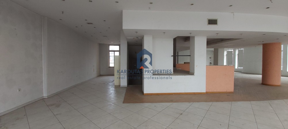 Επιχειρηματικό κτίριο 2.320 τ.μ. πρός ενοικίαση, Θεσσαλονίκη - Κέντρο, Κέντρο