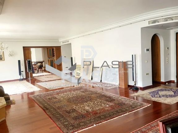 Διαμέρισμα 243 τ.μ. για πώληση, Αθήνα - Βόρεια Προάστια, Χολαργός