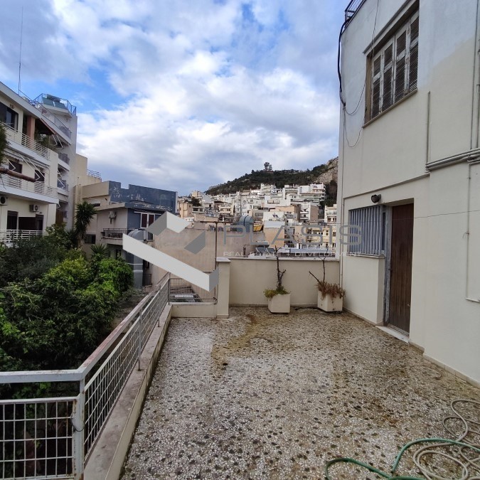 Επιχειρηματικό κτίριο 600 τ.μ. πρός πώληση, Αθήνα - Κέντρο, Πολύγωνο - Τουρκοβούνια