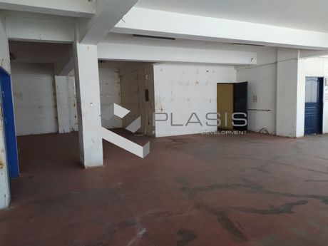 Επιχειρηματικό κτίριο 906τ.μ. για πώληση-Ταμπούρια