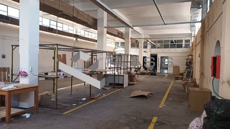 Επιχειρηματικό κτίριο 590τ.μ. για πώληση-Αγία παρασκευή