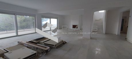 Detached home 577 sqm for sale